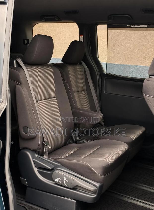 Toyota Voxy V 2WD 7-Seater 2019 Black