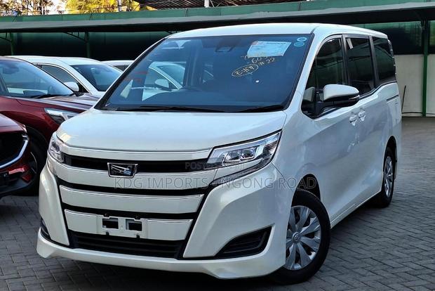 Toyota Noah 2020 Pearl