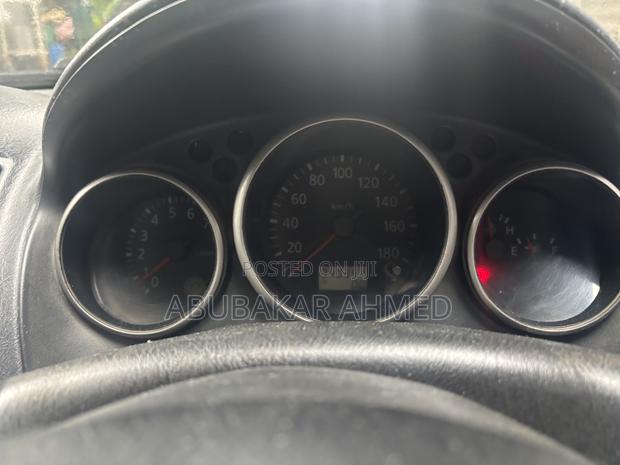 Nissan Wingroad 2003 White