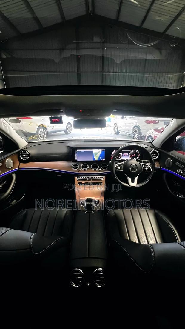 Mercedes-Benz E450 2019 Off white