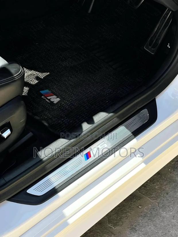 BMW M5 2019 Pearl