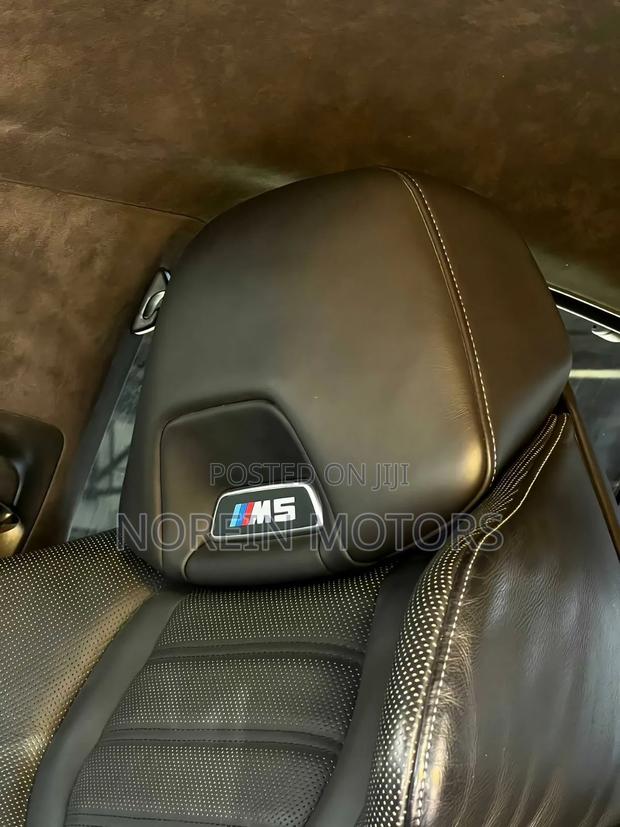 BMW M5 2019 Pearl
