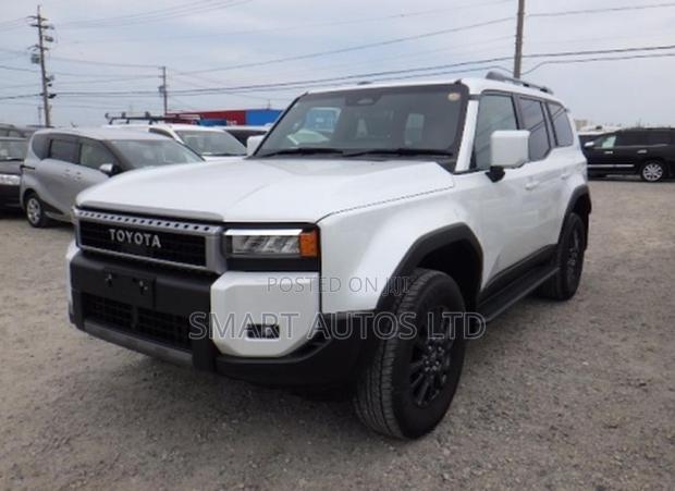 Toyota Land Cruiser LC250 2024 Off white