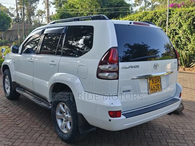 Toyota Land Cruiser Prado 3.4 5dr 2005 White