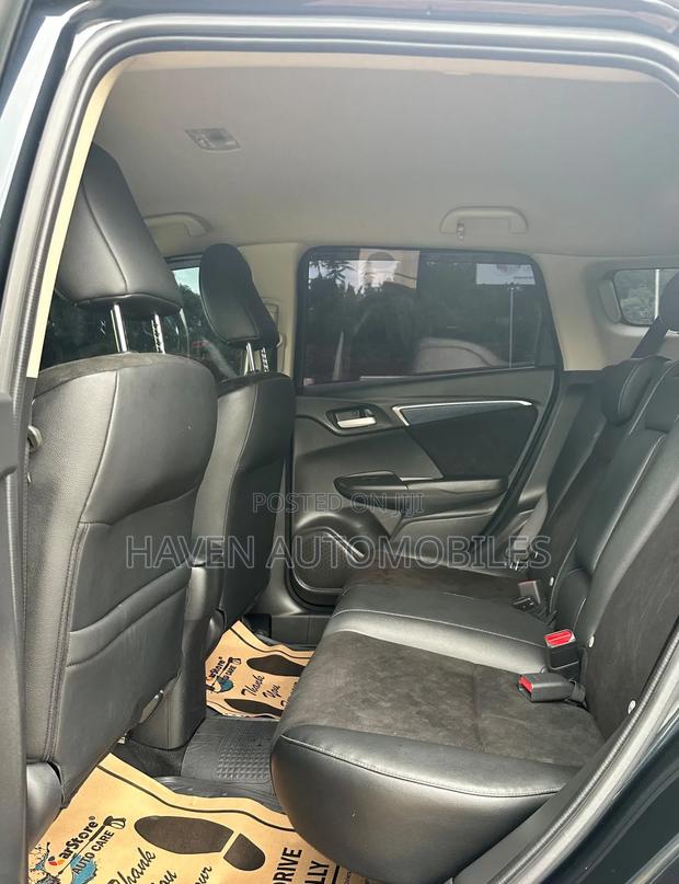 Honda Fit Shuttle 2018 Black