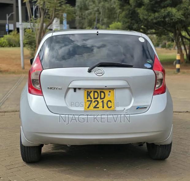Nissan Note 2014 Silver