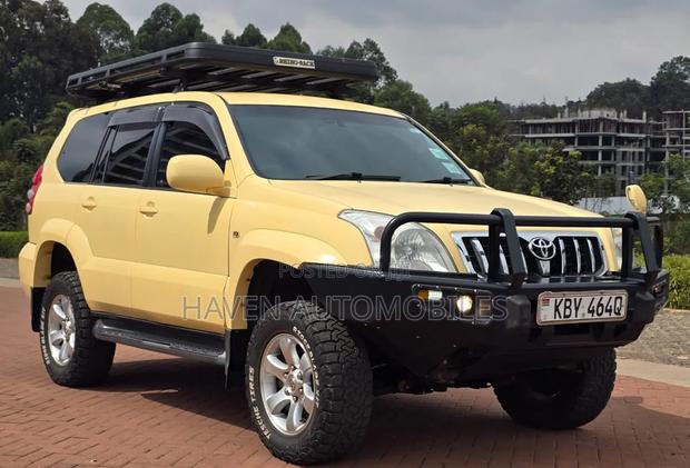Toyota Land Cruiser Prado 2008 Yellow