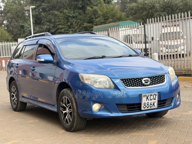 Toyota Corolla Fielder 1.5 Petrol FWD 2011 Blue