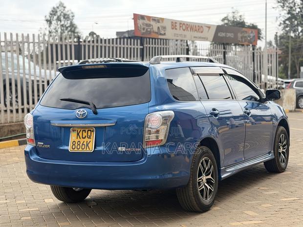 Toyota Corolla Fielder 1.5 Petrol FWD 2011 Blue