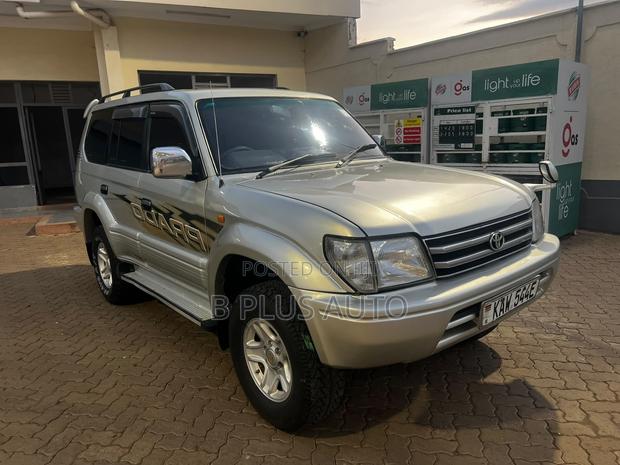 Toyota Land Cruiser Prado 2003 Silver