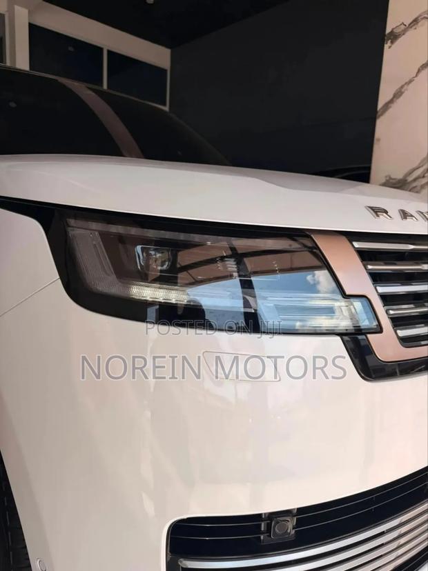 Land Rover Range Rover Vogue 2024 Pearl
