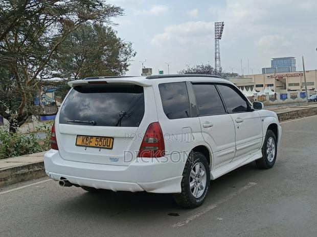 Subaru Forester 2005 White
