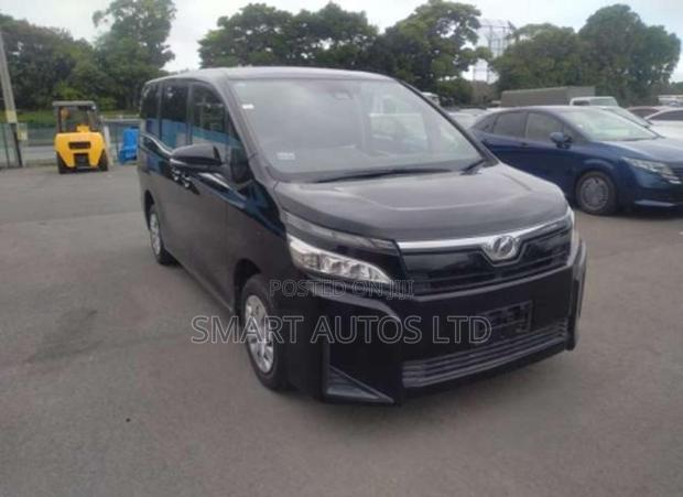 Toyota Voxy 2019 Black