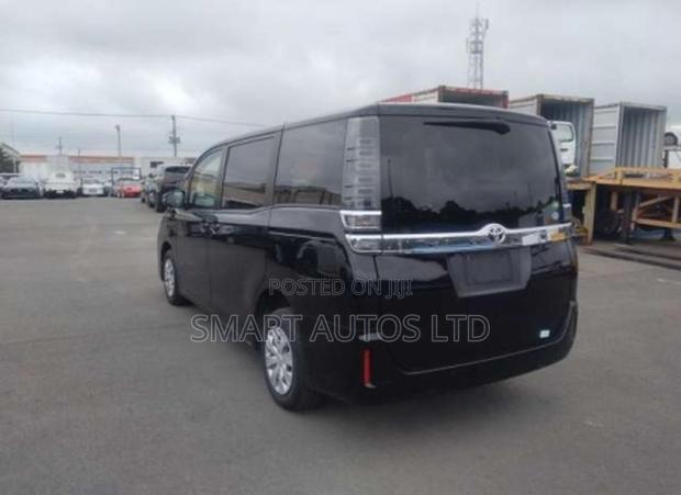 Toyota Voxy 2019 Black