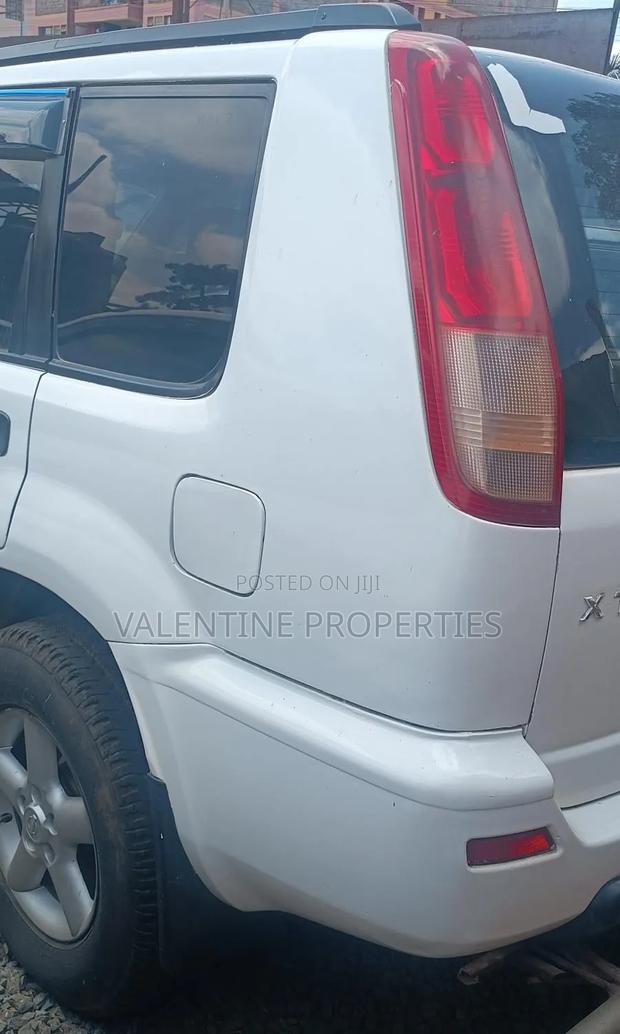 Nissan X-Trail 2004 White
