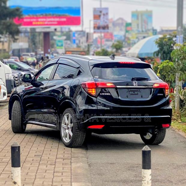 Honda Vezel 1.5 Hybrid 2WD 2019 Black