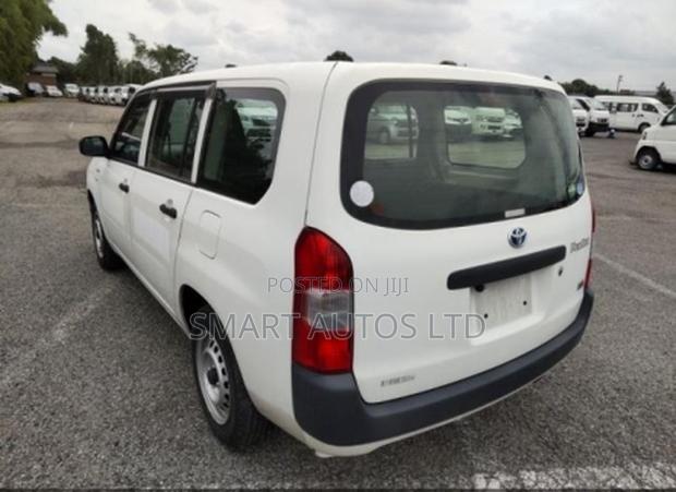 Toyota Probox 1.5 Hybrid DX Comfort 2020