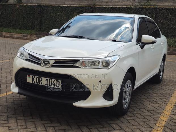 Toyota Axio 2017 White