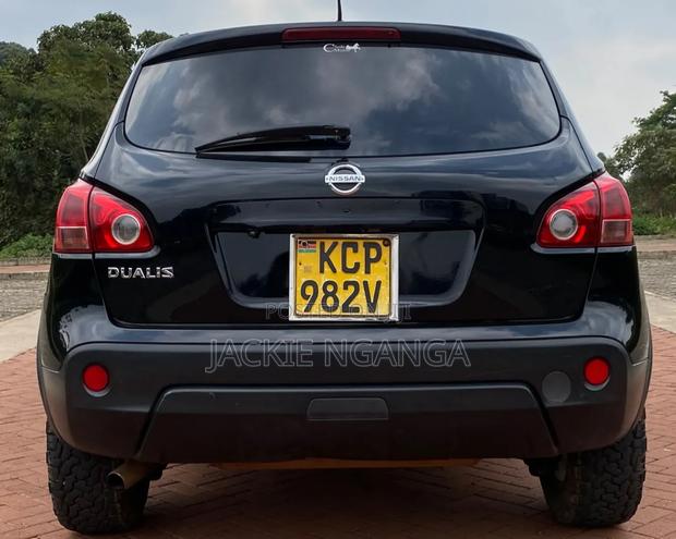 Nissan Dualis 2011 Black
