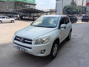 Toyota RAV4 2009 Off white for sale
