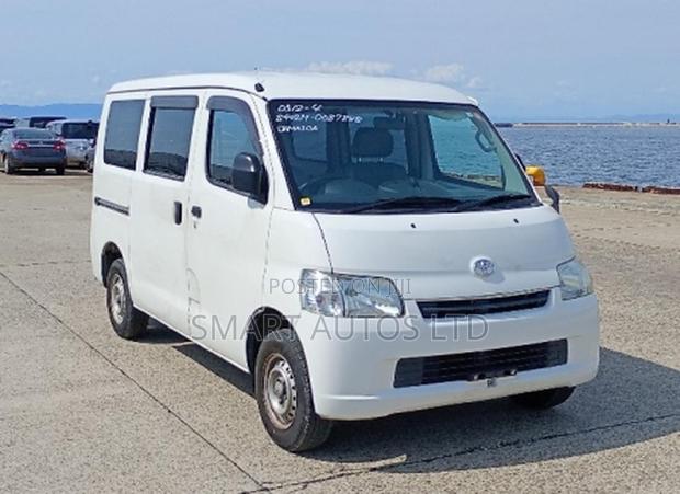 Toyota TownAce 2020 Off white