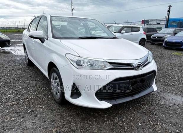 Toyota Axio 2020 Off white