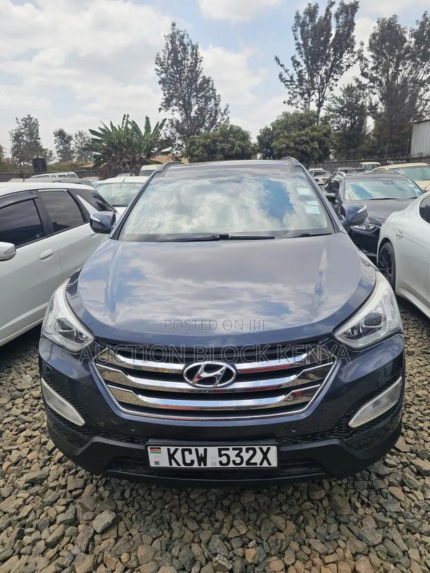 Hyundai Santa Fe 2014 Gray
