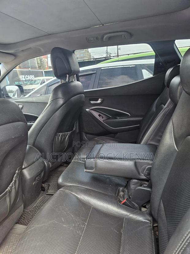Hyundai Santa Fe 2014 Gray