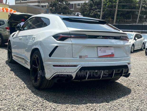 Lamborghini Urus Base 4dr AWD 2020 White