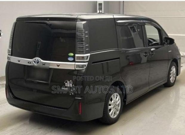 Toyota Voxy Hybrid V 2WD 7-Seater 2019 Black