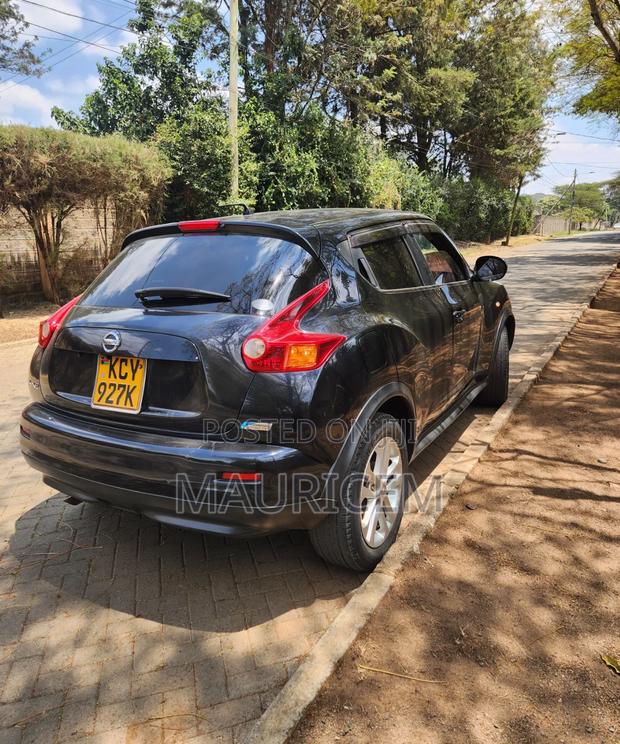Nissan Juke 2012 Black