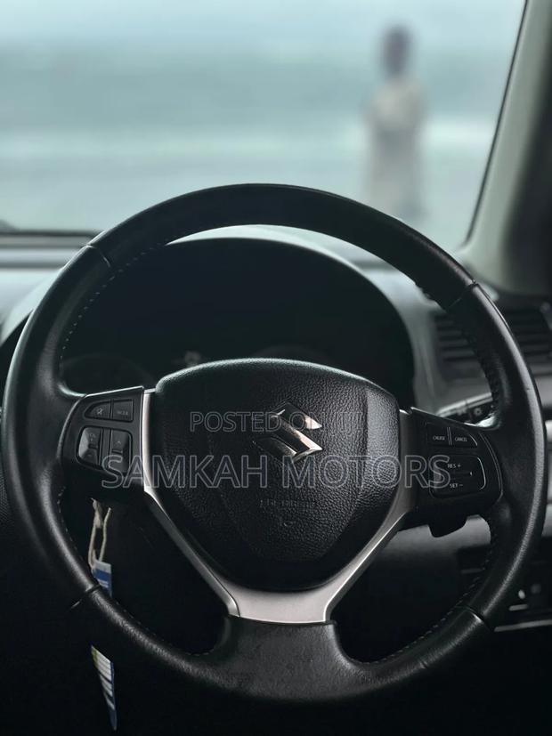 Suzuki Swift 2016 Gray