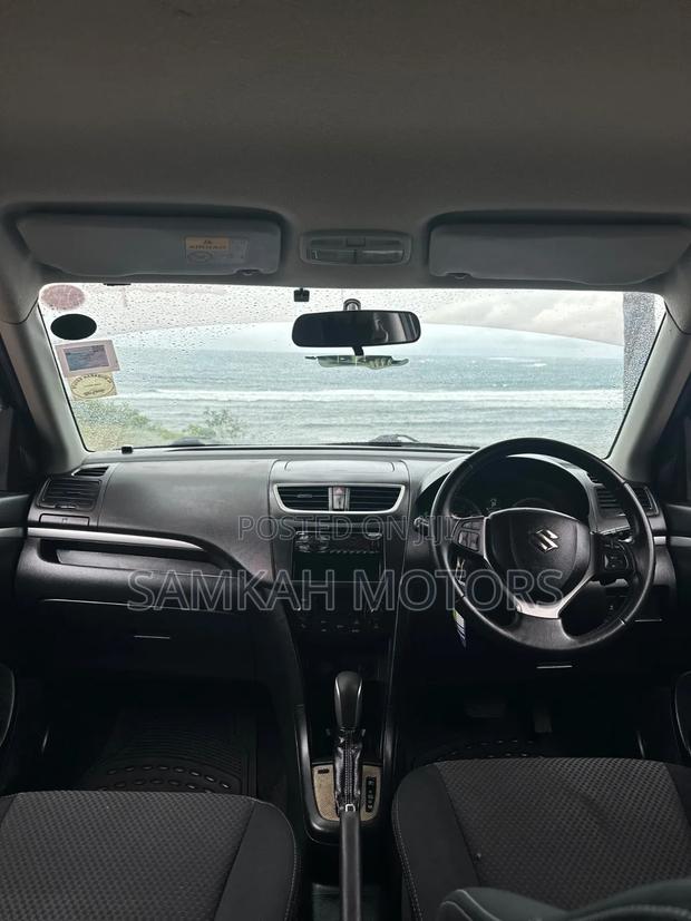 Suzuki Swift 2016 Gray
