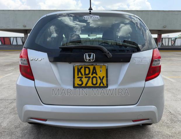 Honda Fit 2013 Silver