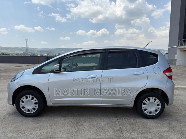 Honda Fit 2013 Silver