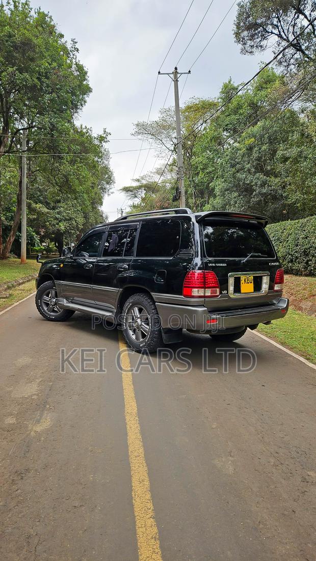 Toyota Land Cruiser 100 4.7 Executive 2006 Black