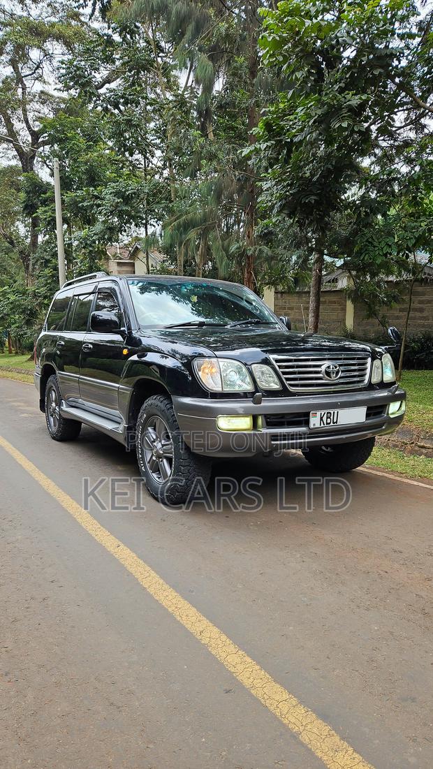 Toyota Land Cruiser 100 4.7 Executive 2006 Black
