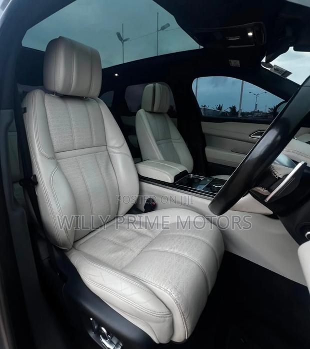 Land Rover Range Rover Velar 2018 Gray
