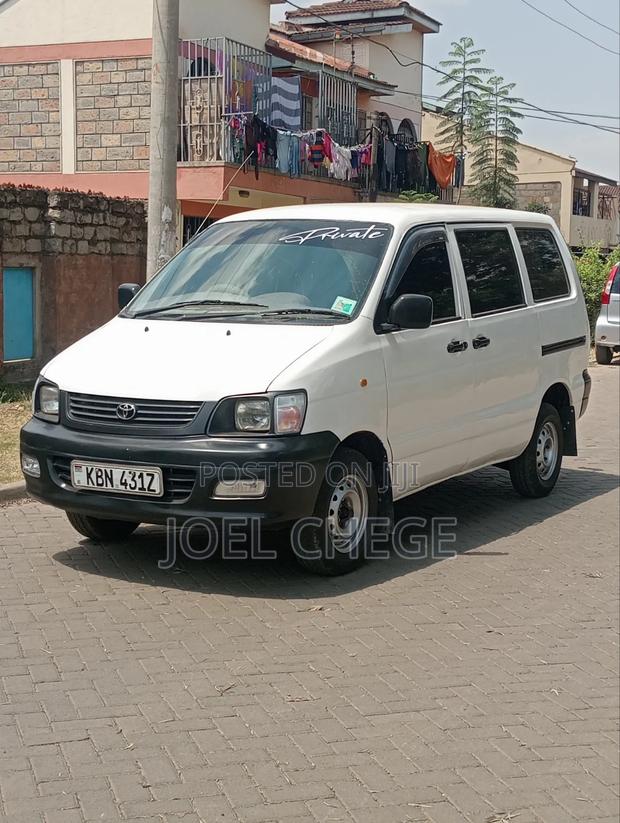 Toyota TownAce 2004 White