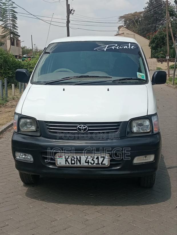 Toyota TownAce 2004 White