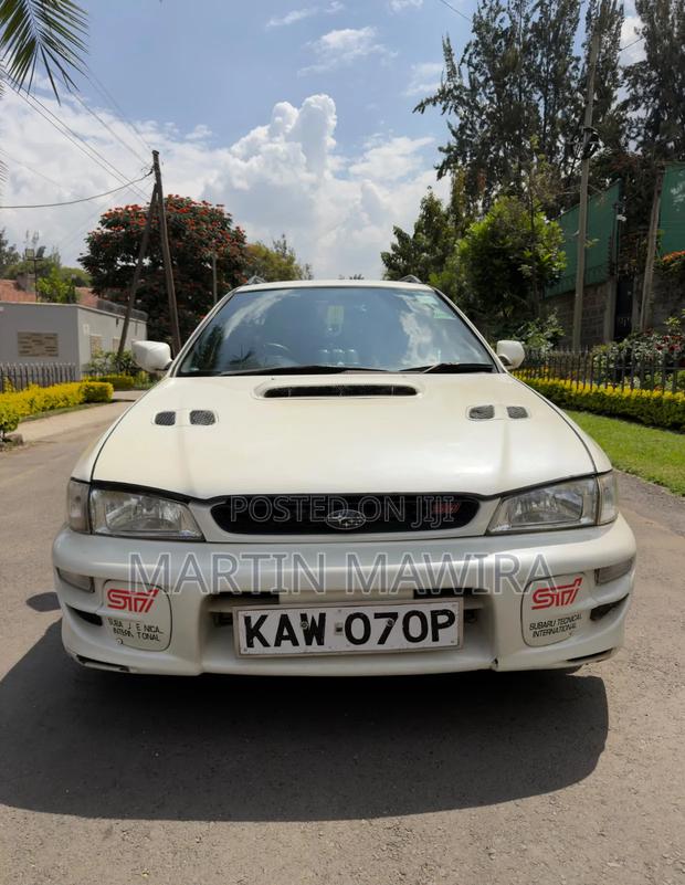 Subaru Impreza 2000 White