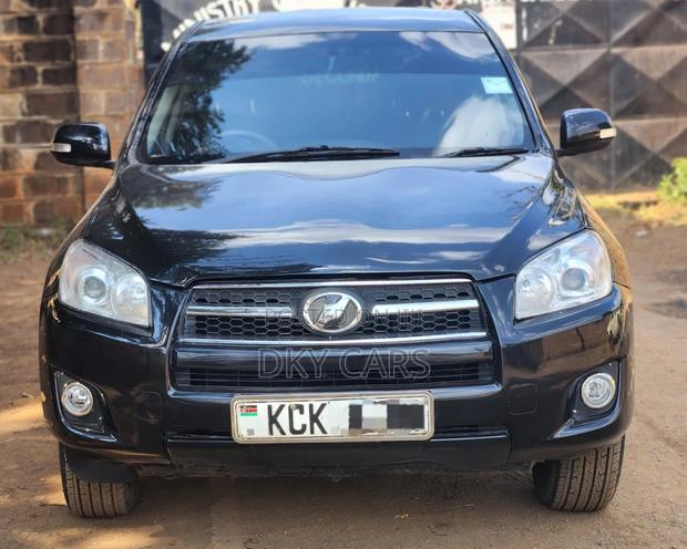 Toyota RAV4 2011 Black