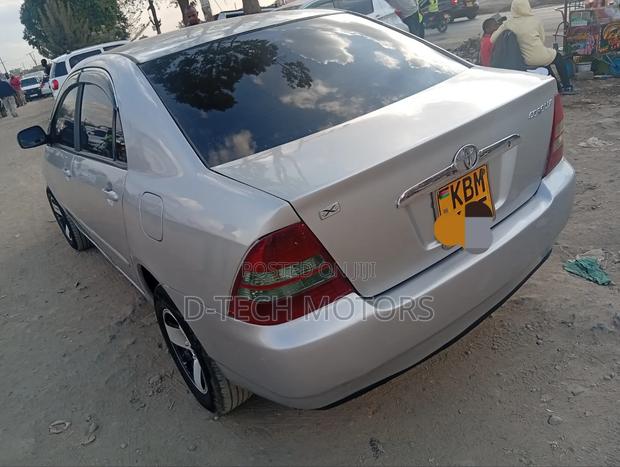 Toyota Corona 2005 White