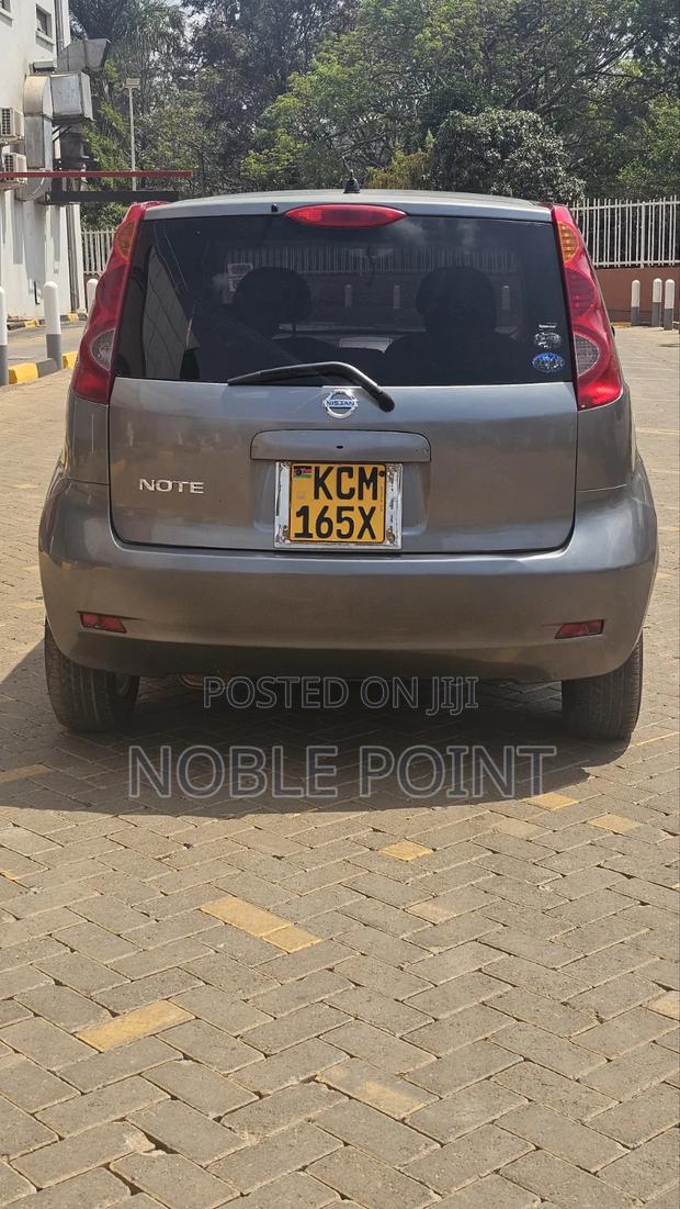 Nissan Note 2010 Silver