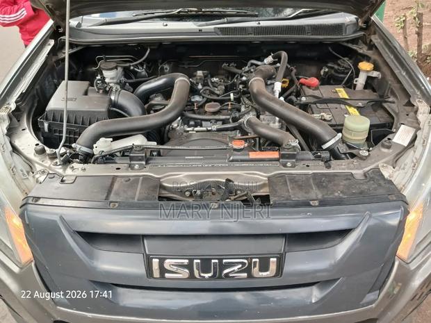 Isuzu D-MAX 2019 Gray