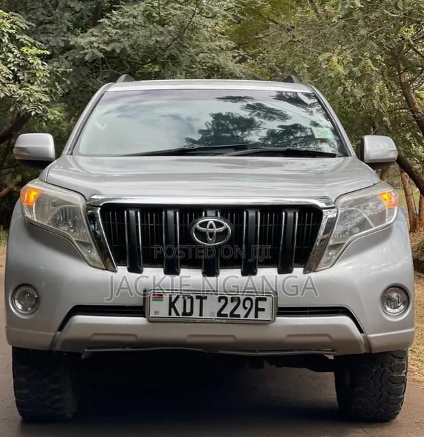 Toyota Land Cruiser Prado 2014 Silver
