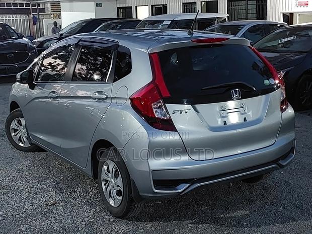 Honda Fit 2019 Silver