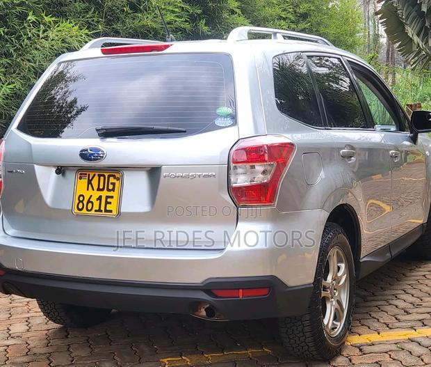Subaru Forester 2014 Gray