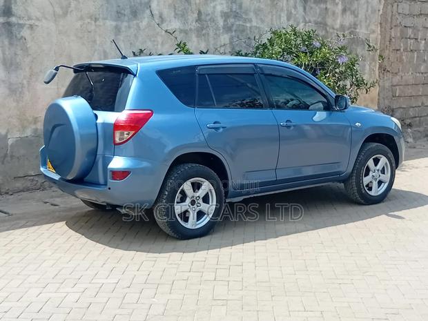 Toyota RAV4 2008 Blue