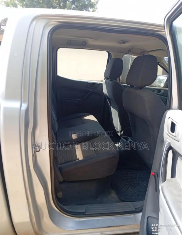 Ford Ranger Wildtrak 2012 Silver